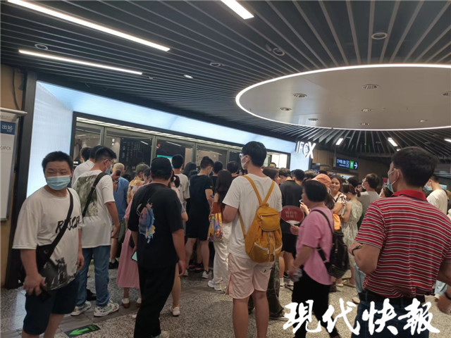 南京茶颜悦色奶茶,茶颜悦色南京店