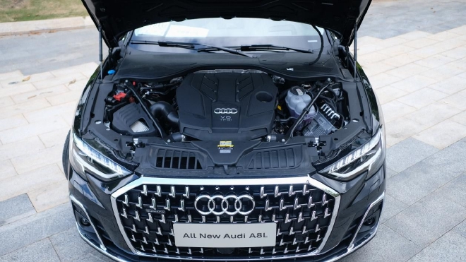 沉浸式体验奥迪a8l夜间试驾,奥迪a8l试驾弹射起步