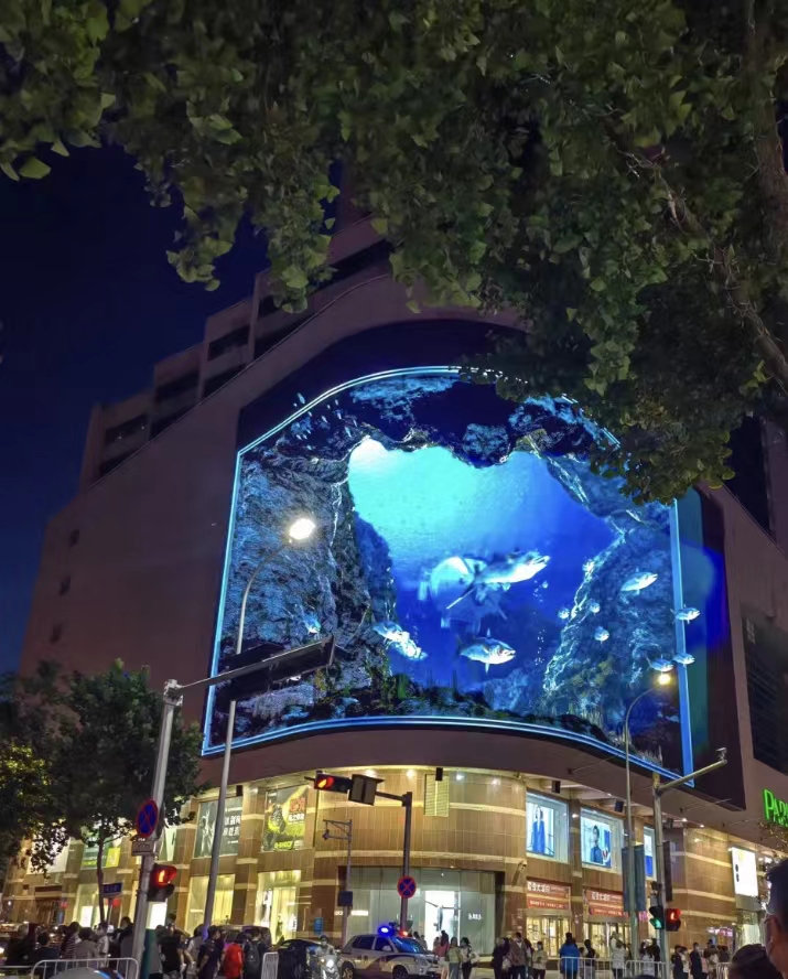 青岛中山路百盛拆了吗,青岛中山路百盛