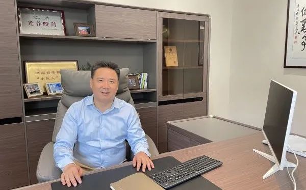 华日激光：做最亮的“光”