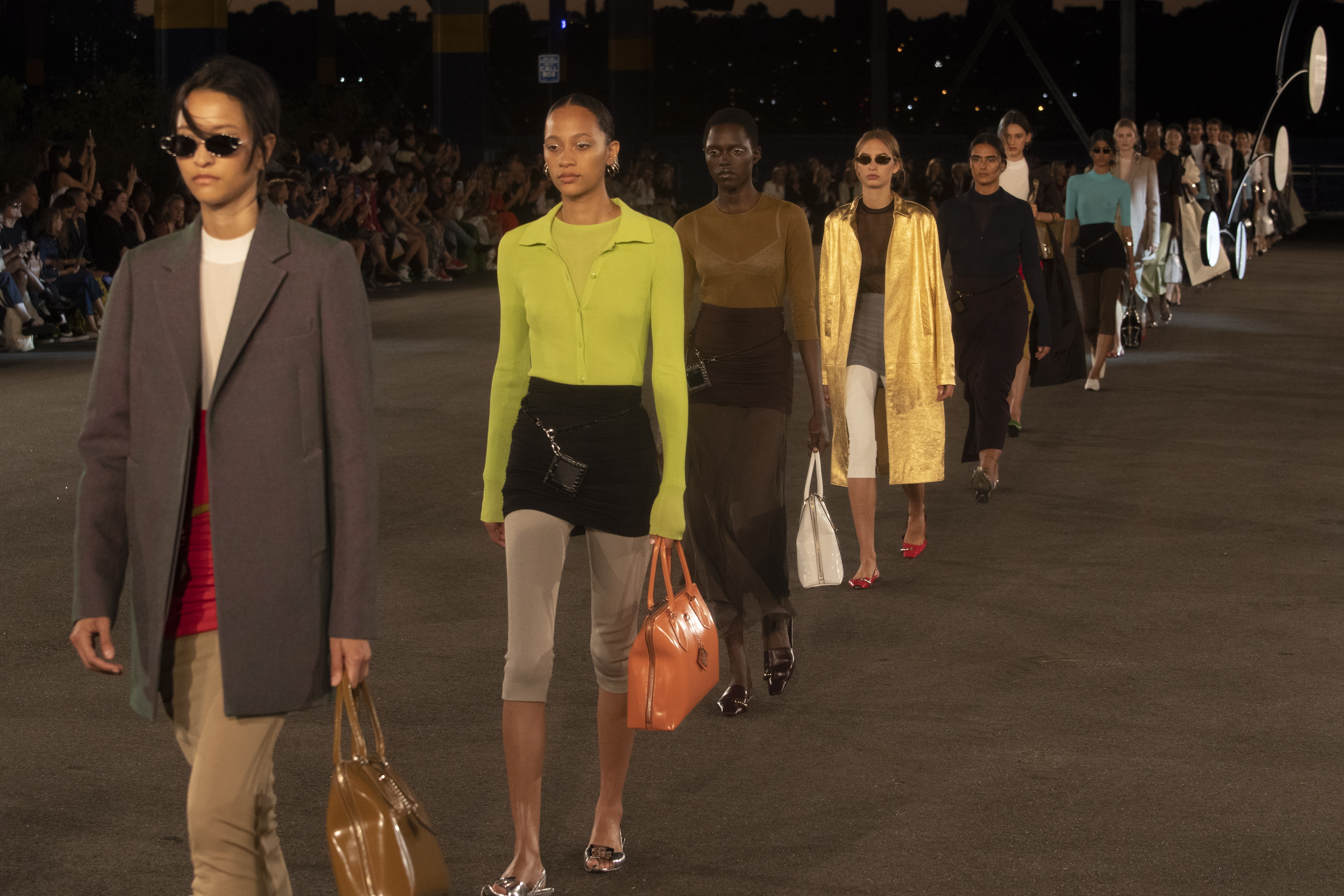 toryburch2023春季走秀,toryburch2017春夏大秀