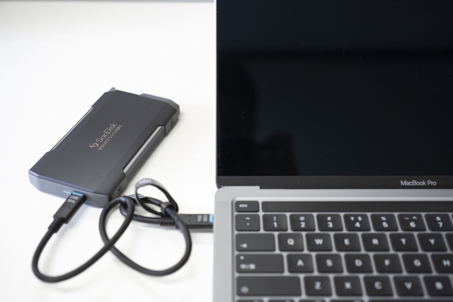 闪迪大师固态硬盘评测,闪迪大师极客移动固态硬盘测评