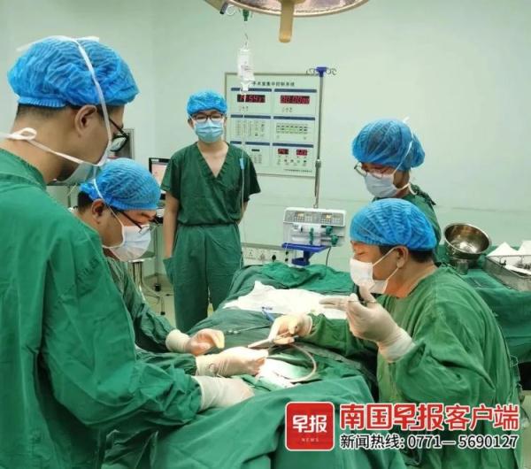 2岁男童误食3颗磁力珠险开腹,5岁男童误吞磁力珠取出来近1米