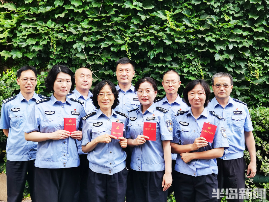 喜迎二十大，平安在身边丨文能教学授课接地气，武能实战砺精兵！看，警营园丁的别样风采