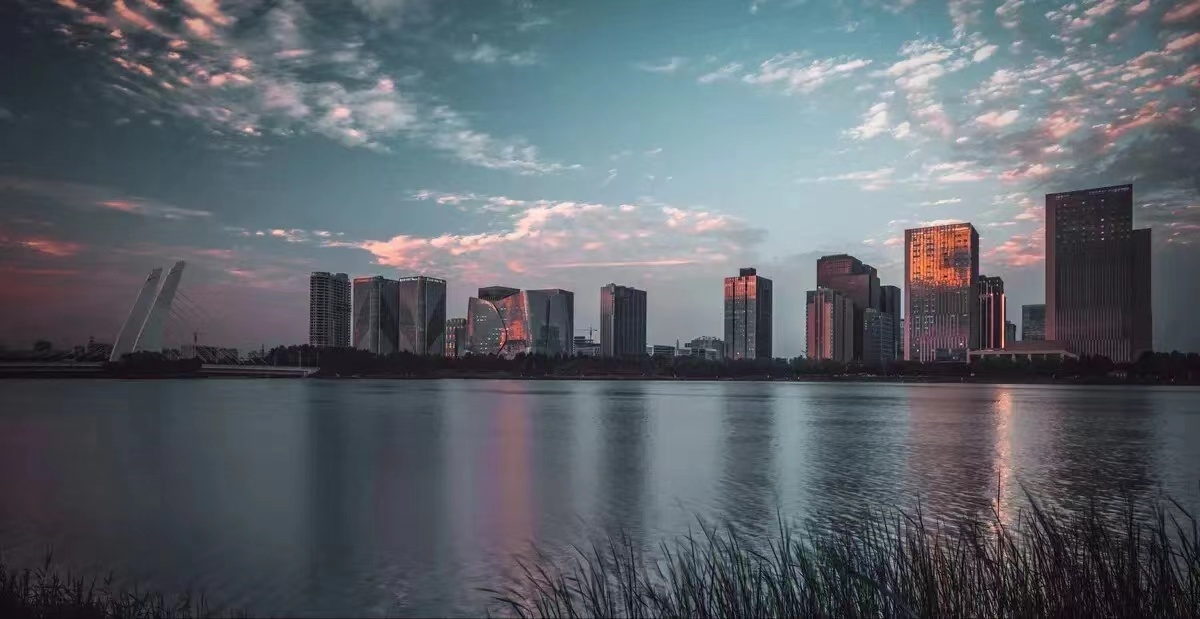 国庆假期近郊游，都有哪些轻松玩遍绿城的公交线路？