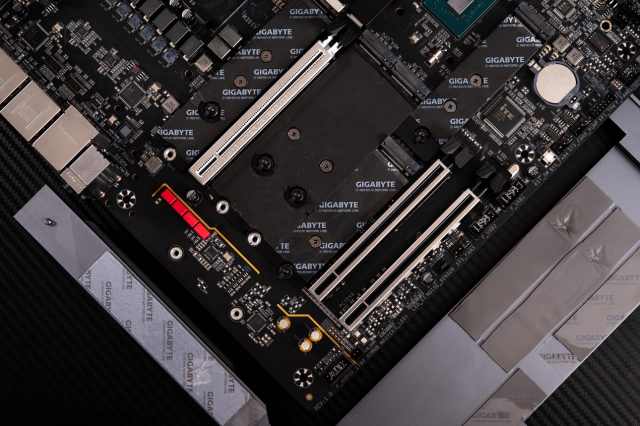 技嘉z790aorus小雕测评,技嘉z790aorusmaster评测