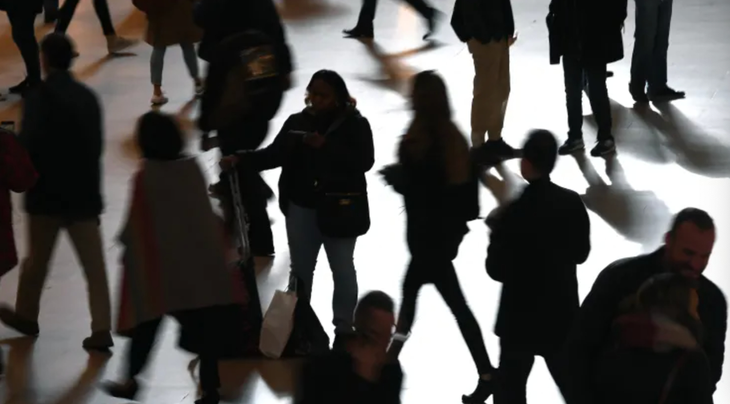 美国大厂开启裁员潮，微软、英特尔裁上千人，马斯克：推特裁75%