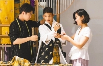 登上美国时装周的铁岭小伙,东北小伙子上纽约时装周