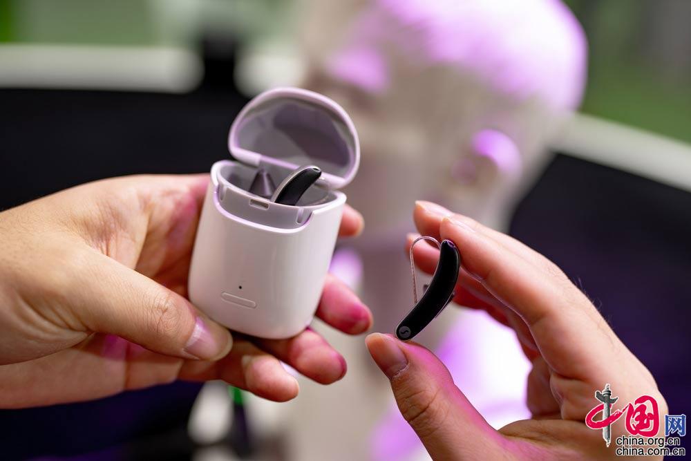 开放进博｜小身材大能量掌心里的黑科技助力健康生活