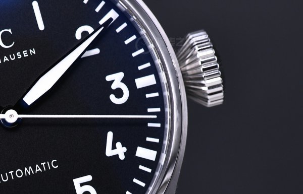 飞行表和潜水表选哪个,飞行表和潜水表怎么选择