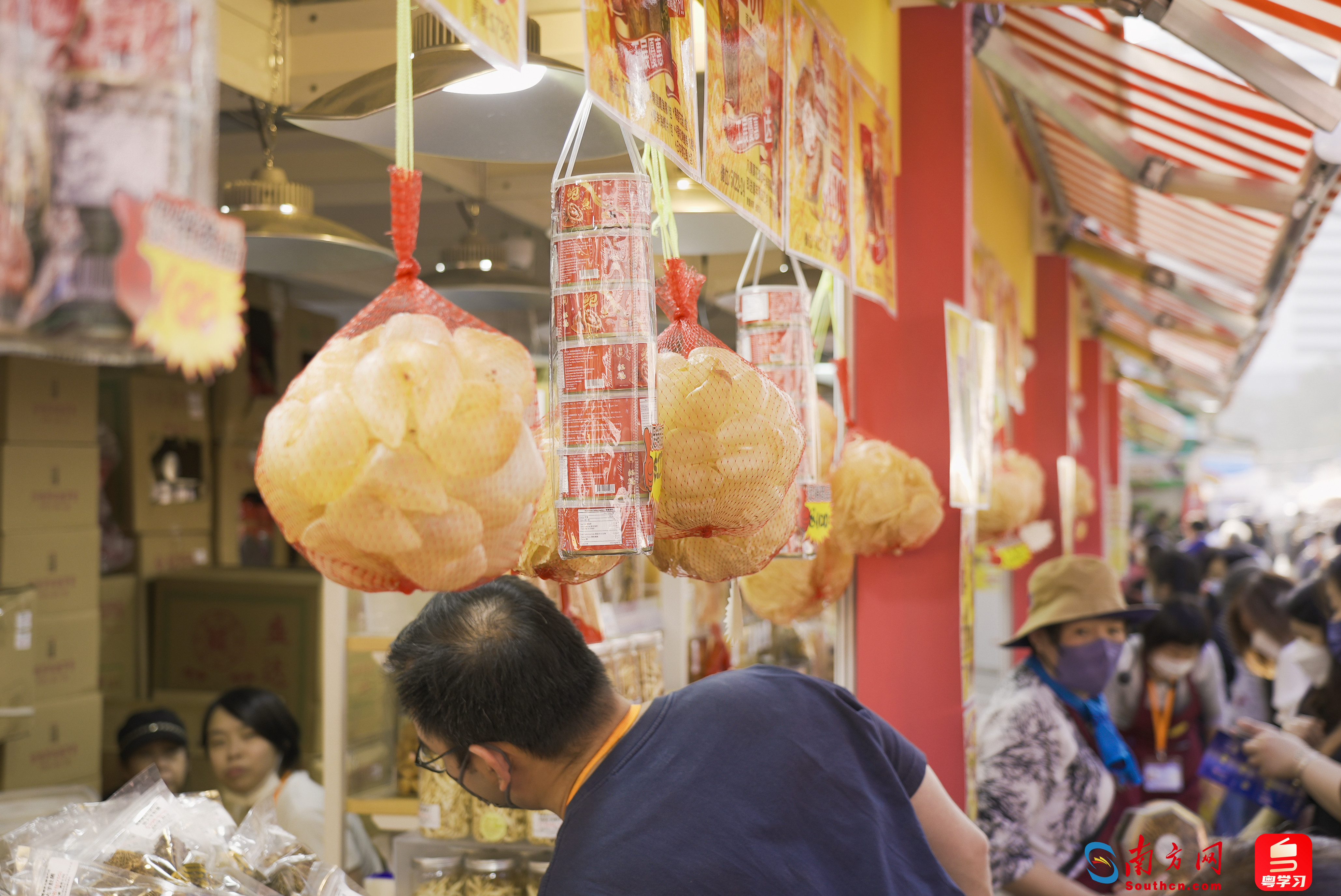 香港工展会今日开锣，李家超亦到场购物花逾两千元
