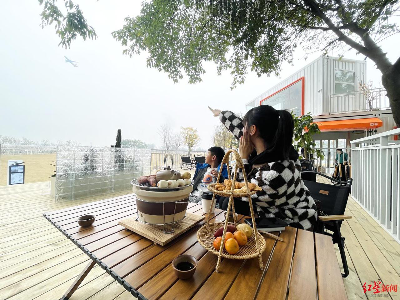 飞机和飞机竞速比赛,飞机和滑翔机比赛