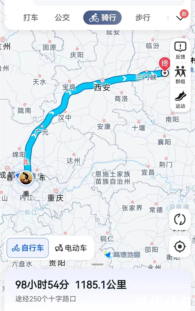 走过最长的路是春运的回家之路,春运的旅途更是温情的归程