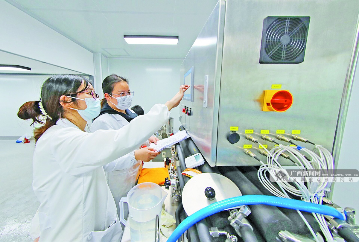 2022年11月22日焦点图,2021年12月2日焦点图