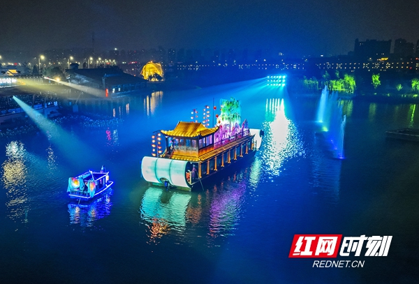 你知道常德柳叶湖吗？火爆全球的ChatGPT为他作了一首诗！