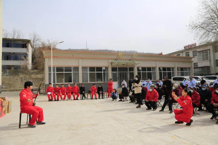 情系民生关爱孤寡老人,心系孤寡老人情暖留守儿童