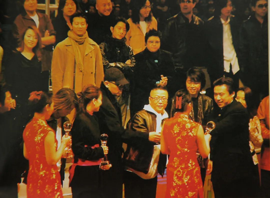 杈藉畞缁忓吀闊充箰骞挎挱fm95.9,杈藉畞缁忓吀闊充箰骞挎挱30鍛ㄥ勾