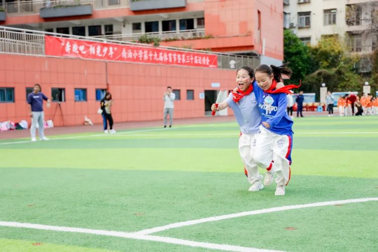 奔跑吧少年中小学生运动会开幕式,奔跑吧少年阳光足球赛