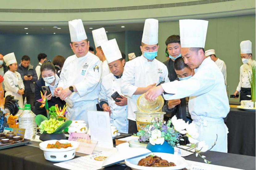 青岛红烧黄花鱼最好吃的做法,正宗青岛五香熏黄花鱼