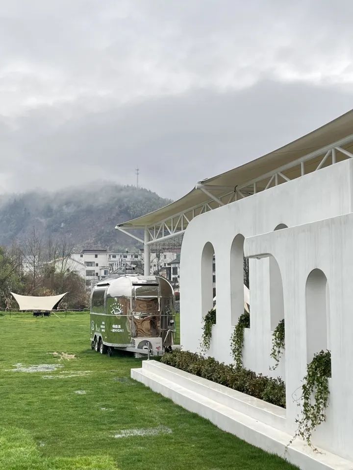 砸3000万做民宿3年几乎零收入,砸3000万做民宿