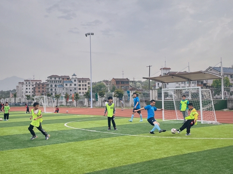 南湖小学西安,南湖小学足球俱乐部