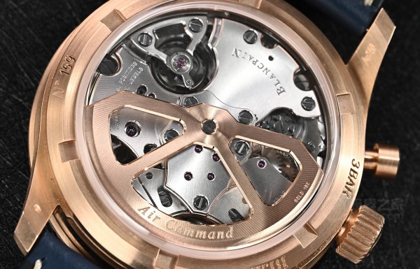 “天地良心珀”的计时码表有何看点？