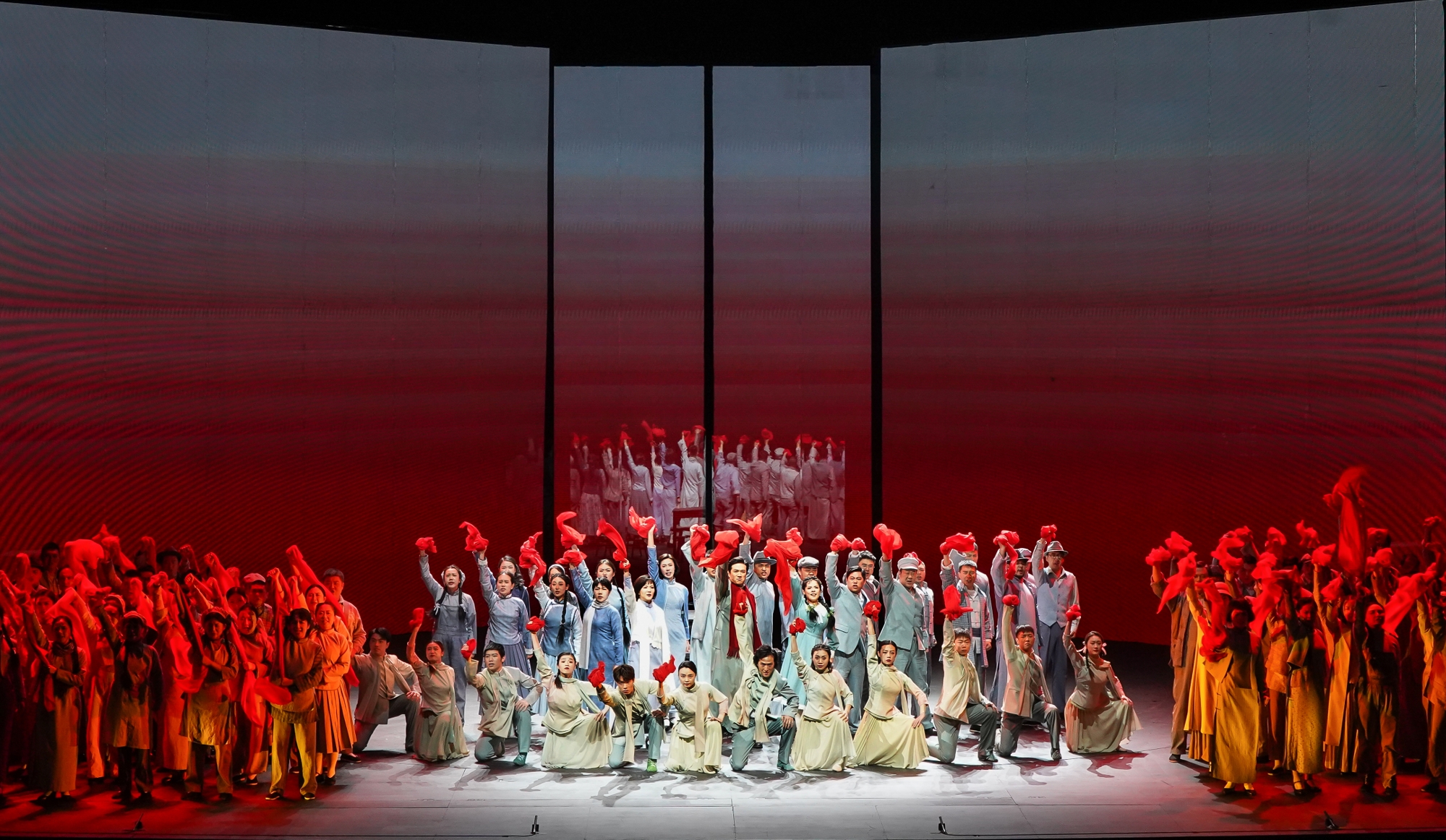 郑培艺中国民族歌剧青春之歌选段,歌剧青春之歌音乐特征与演唱分析