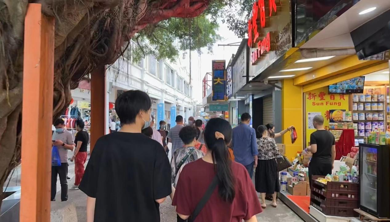 在深圳逛商场也有不一样的体验,深圳盐田区逛街游玩
