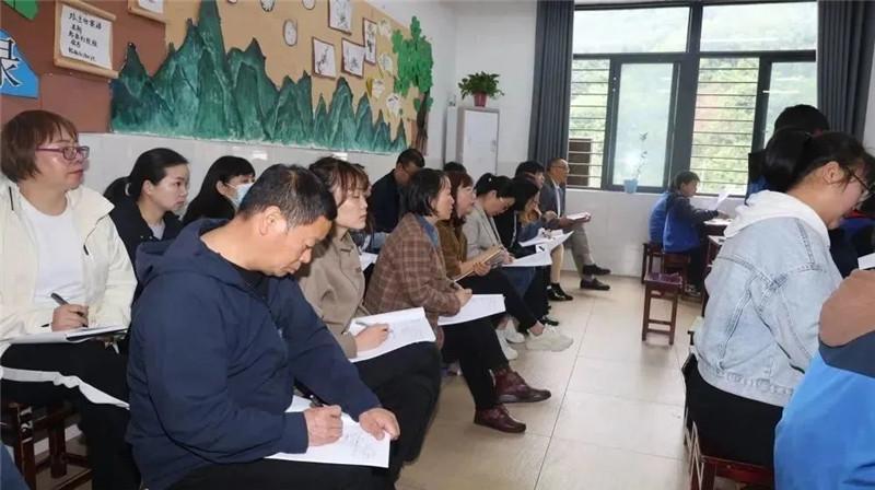 前进教育集团解放路校区,前进教育集团文化路校区