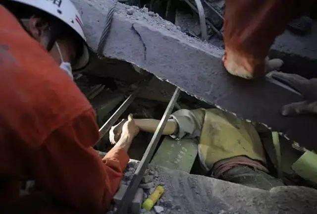 汶川地震那些让你揪心的记忆,汶川地震亲身经历的事