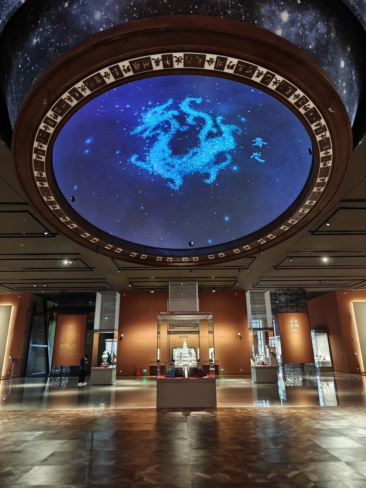 oppofindx6pro,oppofindx6pro鐪熷疄浣撻獙鎷嶇収