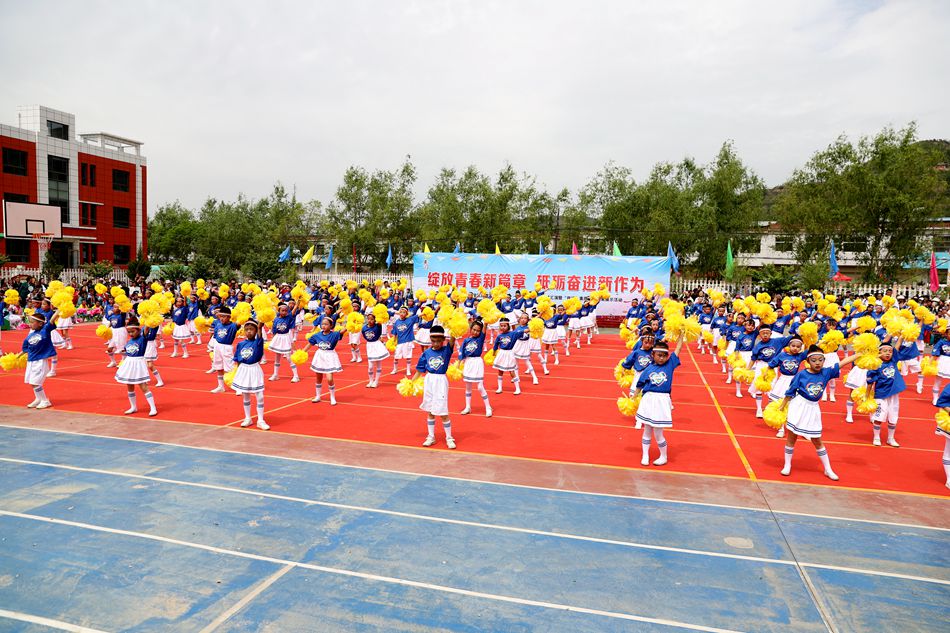 欢庆六一守护儿童健康成长,倾听儿童相伴成长幼儿园活动