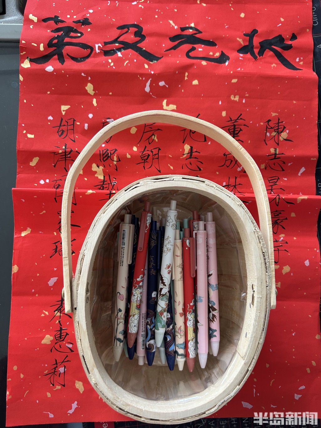 马面裙送考！记者深度还原即墨“宝藏老师”：经常带来“小惊喜”，喜欢用心调动学生积极性