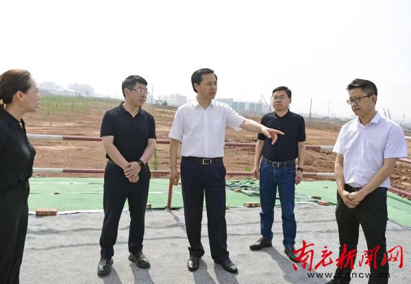 以加速奔跑的姿态开新局,大干快上打赢项目建设攻坚战