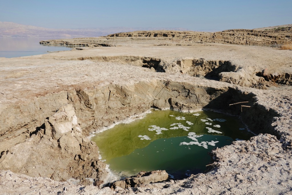 原来死海也如此美丽,中国最美丽死海