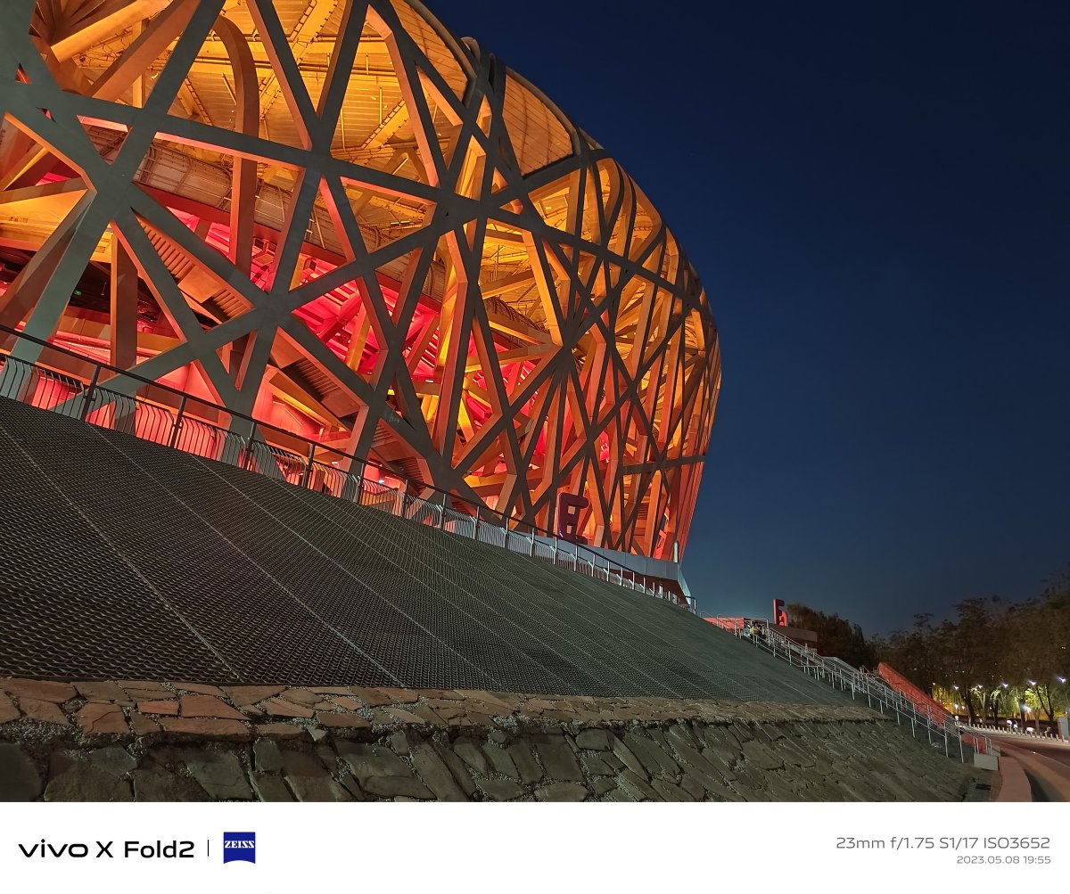 vivoxfold2全能折叠旗舰,vivo折叠手机xfold2评测拍照