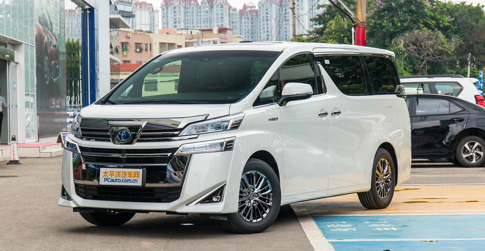 全新皇冠威尔法对比全新埃尔法,威尔法和皇冠埃尔法