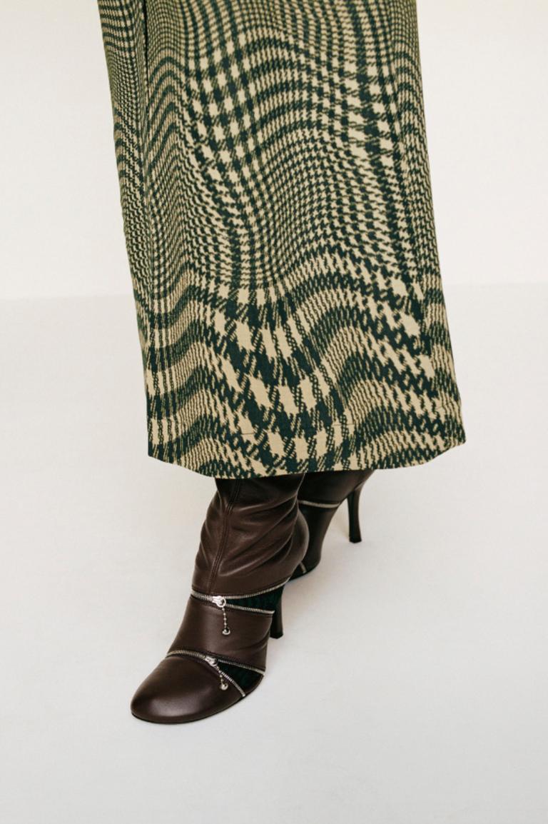 burberry新品2024,burberry2023秋冬发布时间