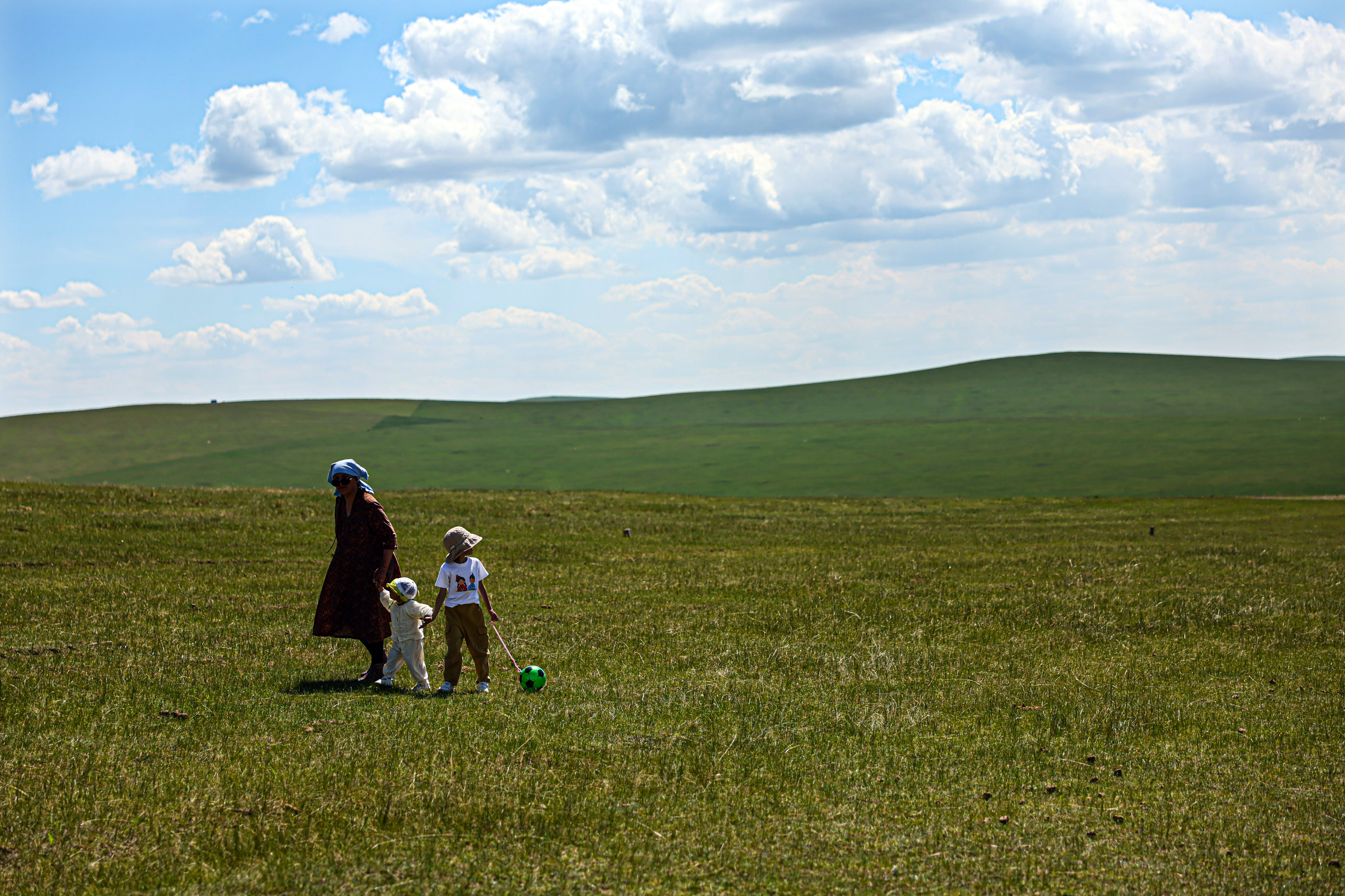 美丽中国呼伦贝尔,美丽富饶辽阔呼伦贝尔大草原