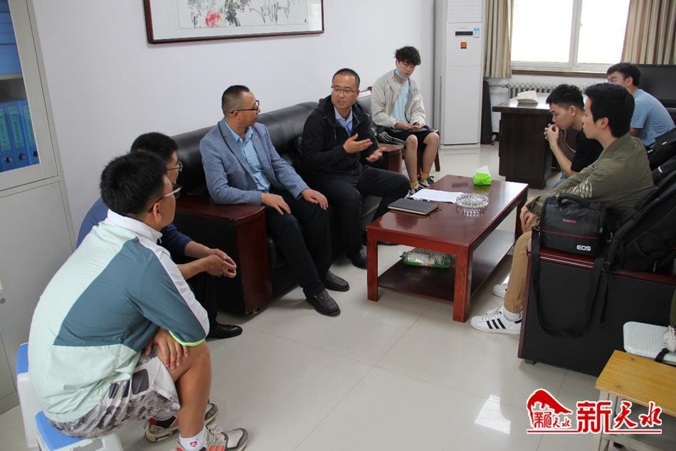 西南财经大学光华蒲公英实践队在秦州区娘娘坝中学开展暑期“三下乡”社会实践活动