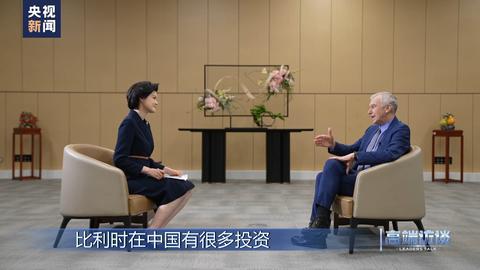 比利时前总统莱特姆,专访日本前首相