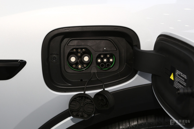 9.98万比亚迪落地价,比亚迪元up车型官宣