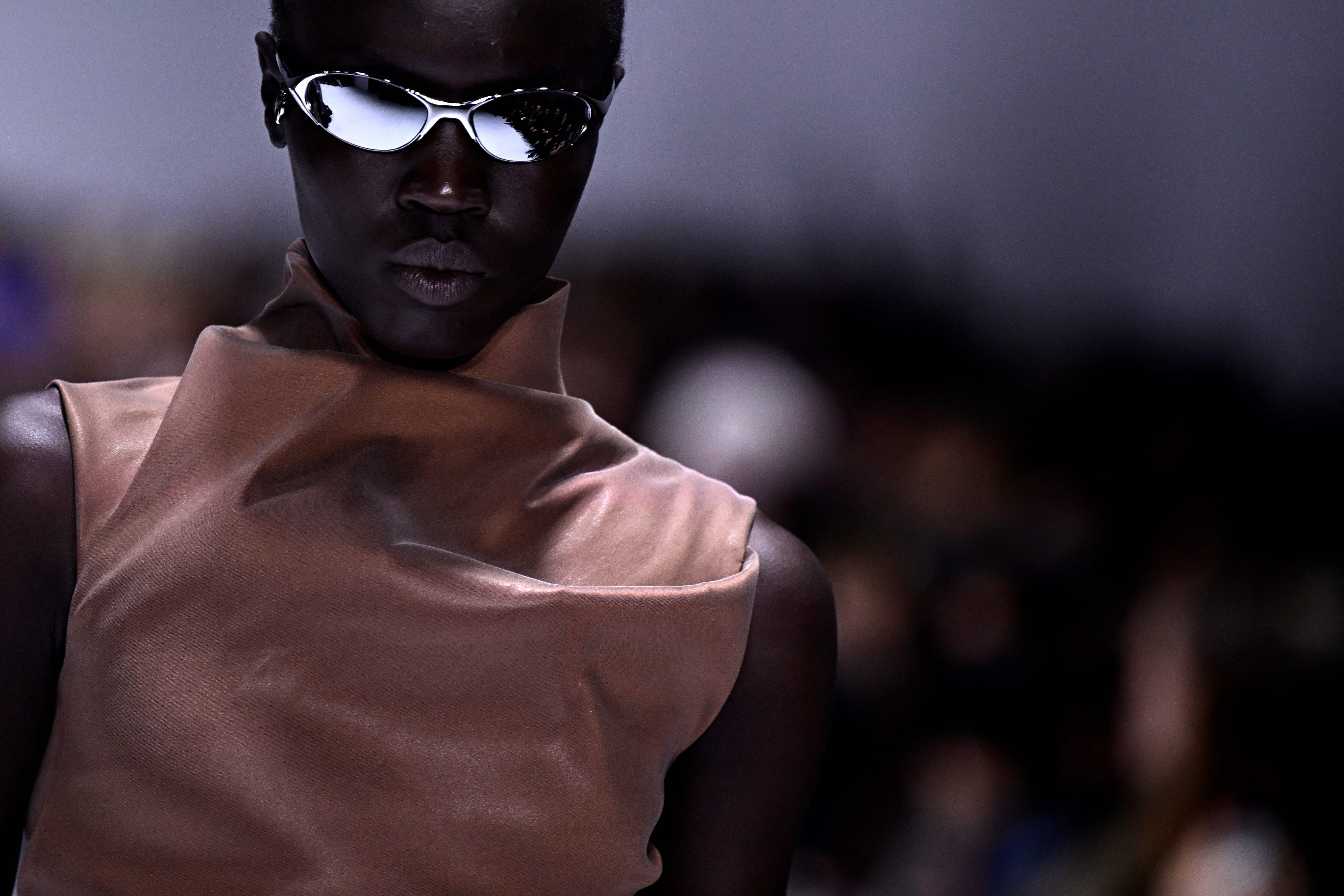 巴黎时装周acnestudios时间,国际奢侈品牌时装秀