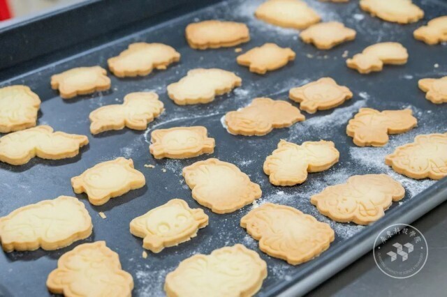 头发上拔罐技巧,帅气老师扎头发