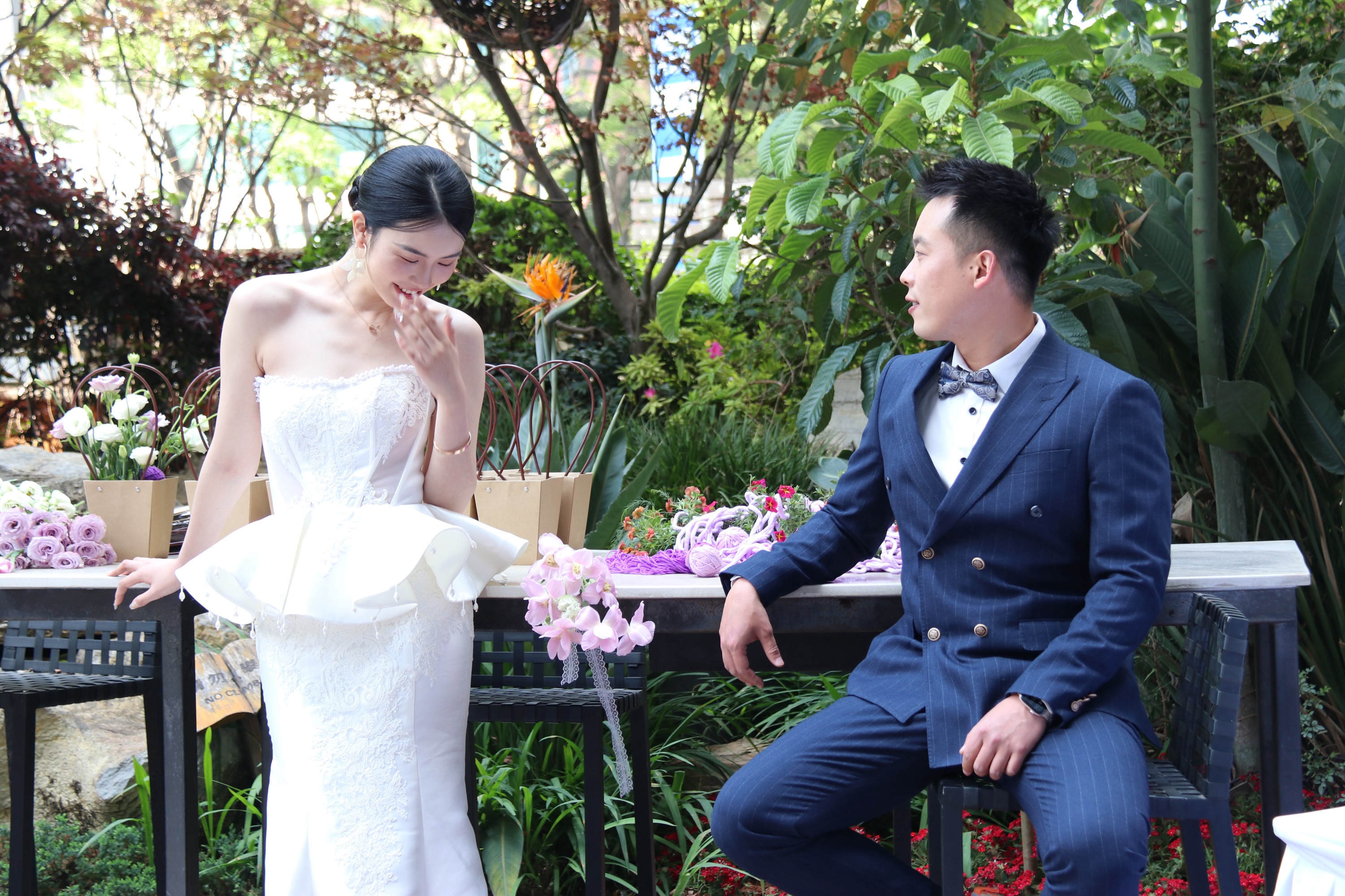 昆明户外草坪婚礼推荐,昆明户外草坪婚礼高级感