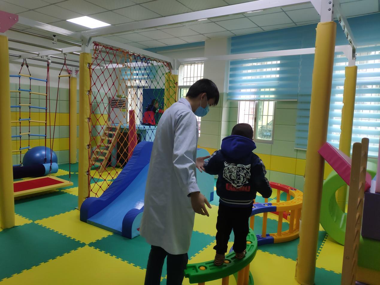 打通儿童任督二脉的方法,儿童发育障碍中医康复疗法