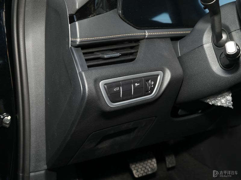 奔腾b70新款2024款成交价,奔腾b70新款尊享型能优惠多少钱