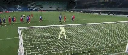 利物浦0-3惨败亚特兰大欧联杯,利物浦1-4不敌曼城克洛普