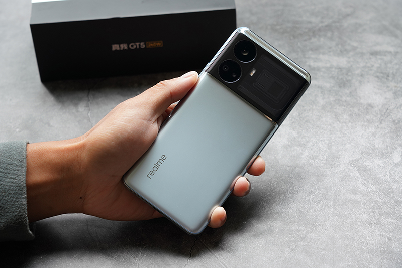 realme真我gt5手机开箱,realme真我x50开箱